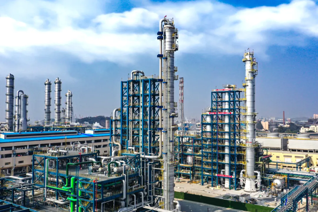 Machines with a Mind for Collaboration: How AVCiT's IP-Based KVM Is Redefining the Modern Factory Machines with a Mind for Collaboration: How AVCiT's IP-Based KVM Is Redefining the Modern Factory